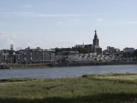 Foto Waalkade in Nijmegen, Aussicht, Nachbarschaft, platz, park